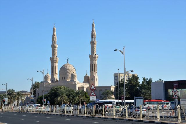 2Jumeirah moské