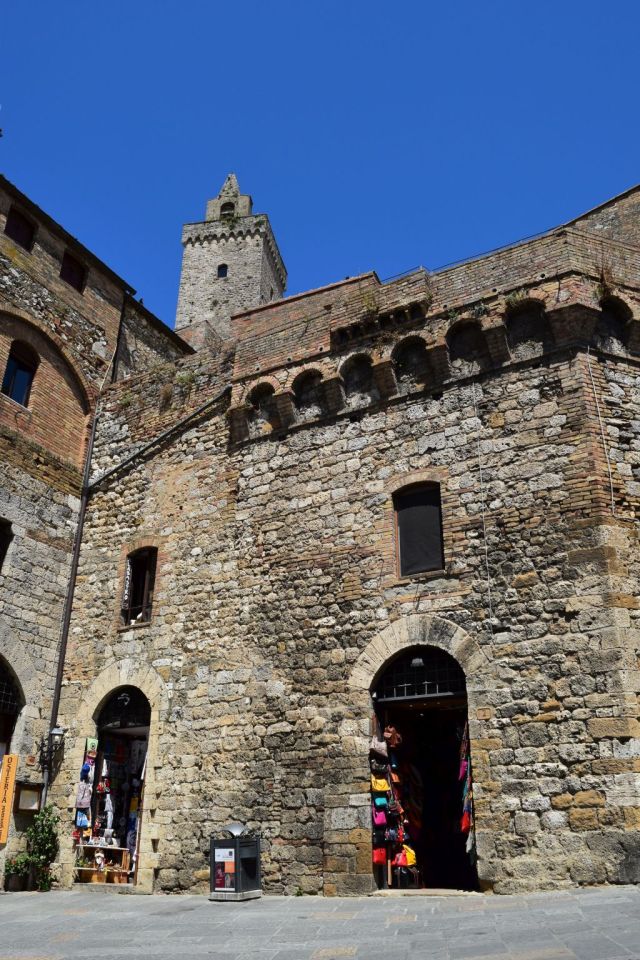 2SanGimignano65