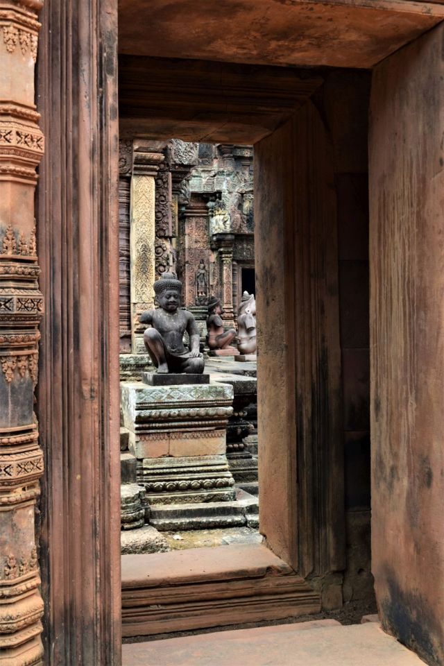 1Banteay Srei 36
