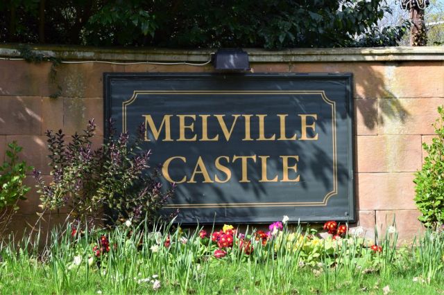 1Melville Castle 0