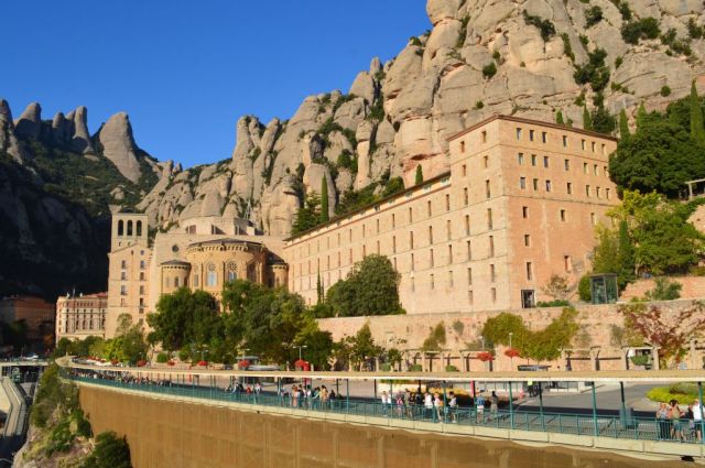 1Monserrat 4